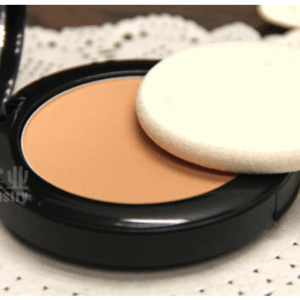 Custom pressed mineral powder foundation with 5-in-1 benefits
