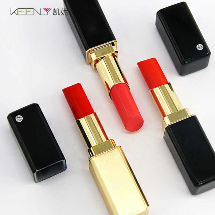 Private Label Matte Lipstick | Organic Vegan Formula | Factory Direct (MOQ 1200)
