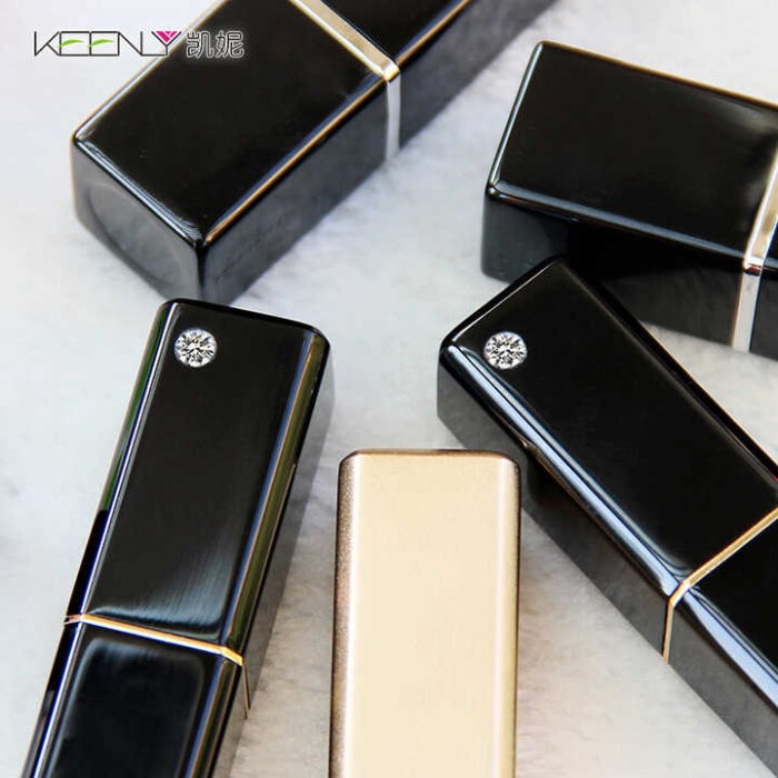 Free Sample Romantic Beauty Cosmetic Matte Lipstick Coosei Brand Lipstick Container Lipstick Mold