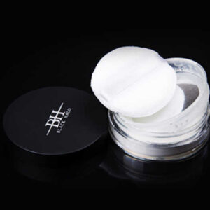 Translucent mineral setting powder for flawless finish
