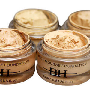 Waterproof cream foundation with mousse texture for full coverage