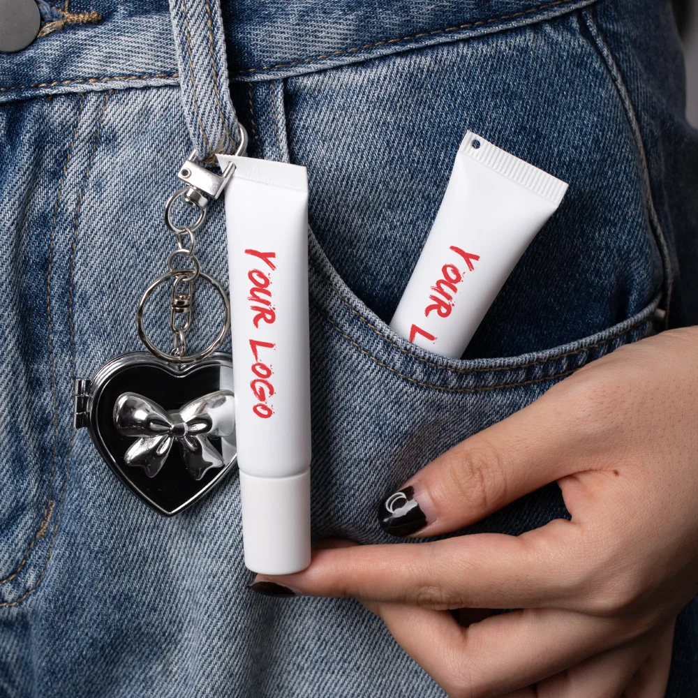 Custom Logo Hydrating Lip Gloss - B2B Bulk Discounts & Full Customization Services Custom Logo Hydrating Lip Gloss - B2B Bulk Discounts & Full Customization Services