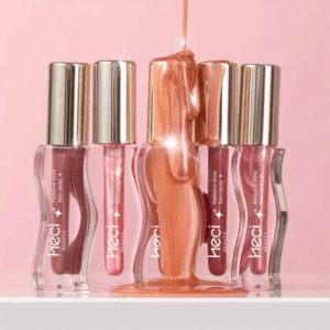 Ultra-glossy Private Label Lip Gloss with shimmer on lips