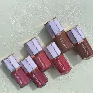 Waterproof and non-sticky vegan lip gloss providing a glossy finish